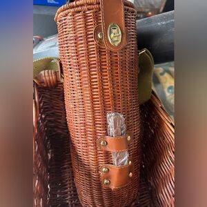 Brown Wicker Wine Carrier 🍷🍷🍷